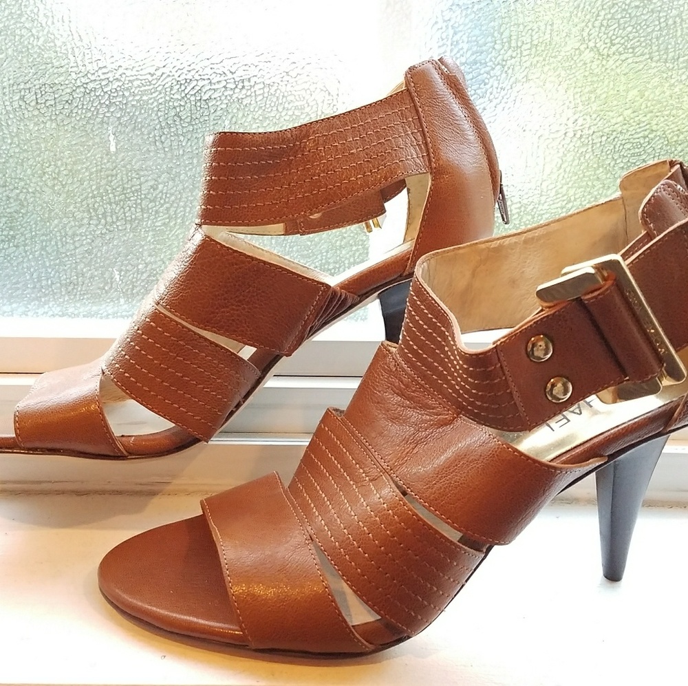NEW Michael Korrs Tan Brown Sandals, Size 7.5